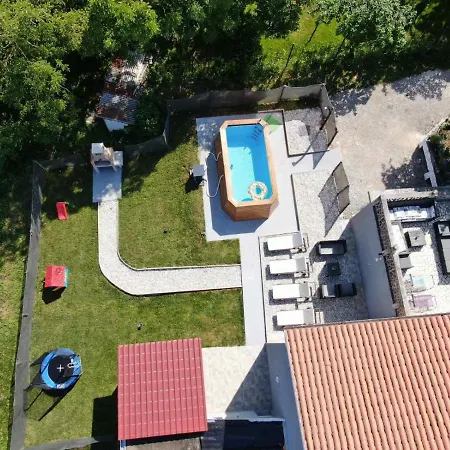 Goga With Pool And Jacuzzi Apartment *