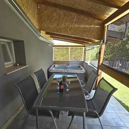 Goga With Pool And Jacuzzi Apartment Labin (Istria)