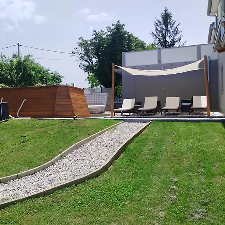 Apartman Goga With Pool And Jacuzzi Labin (Istria)