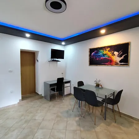 Goga With Pool&jacuzzi Apartament Labin (Istria)