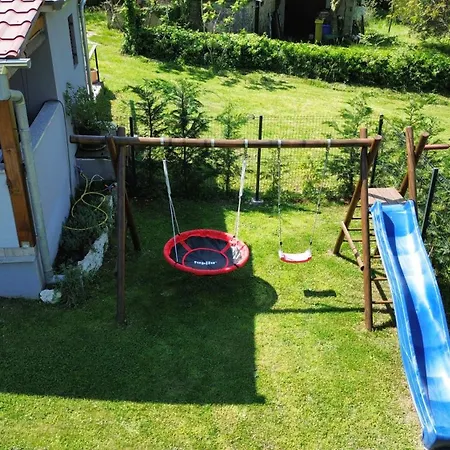 Goga With Pool&jacuzzi Apartament *